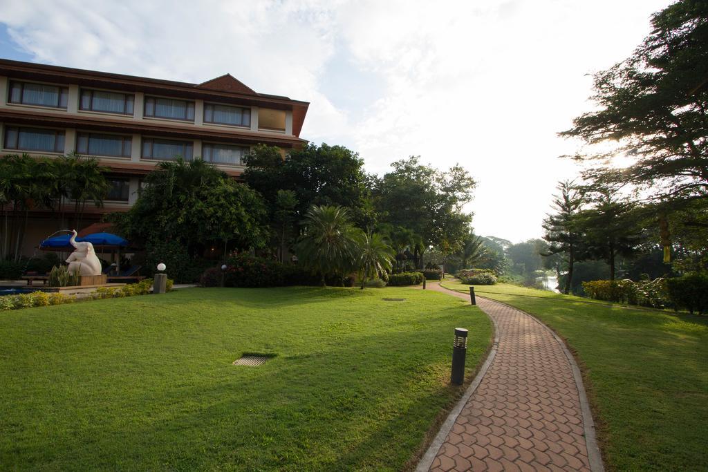 The Imperial River House Resort, Csiangraj Kültér fotó